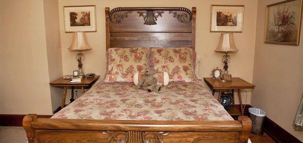 Westphal Mansion Inn Bed & Breakfast Hartford Екстер'єр фото